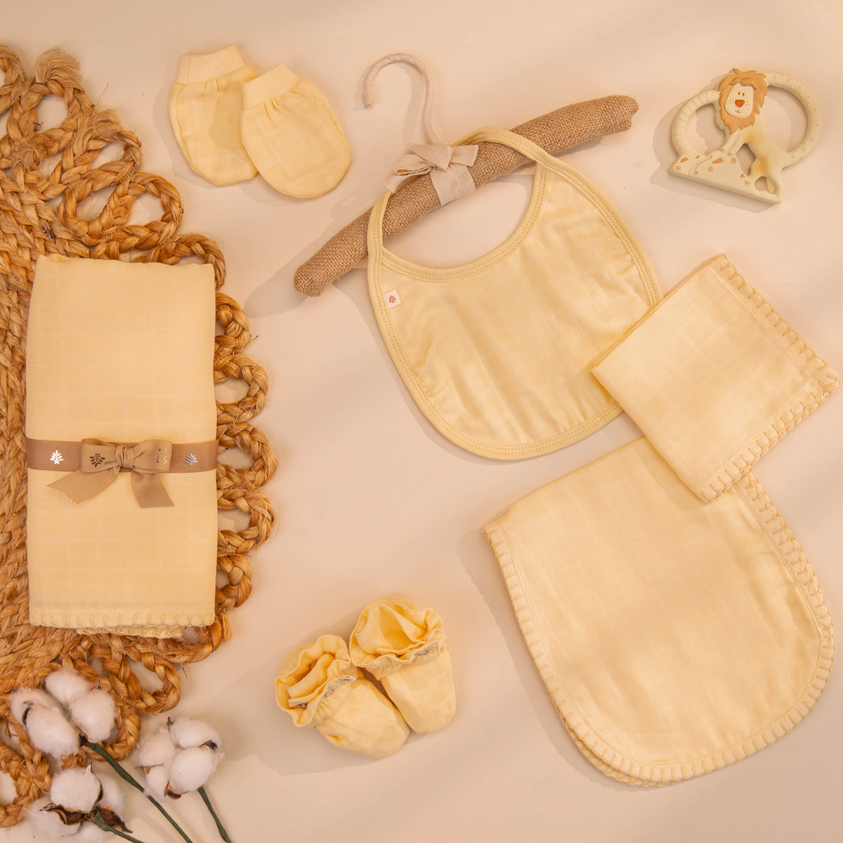 Komal Aavran Baby Swaddle Set (Yellow Mellow) 01