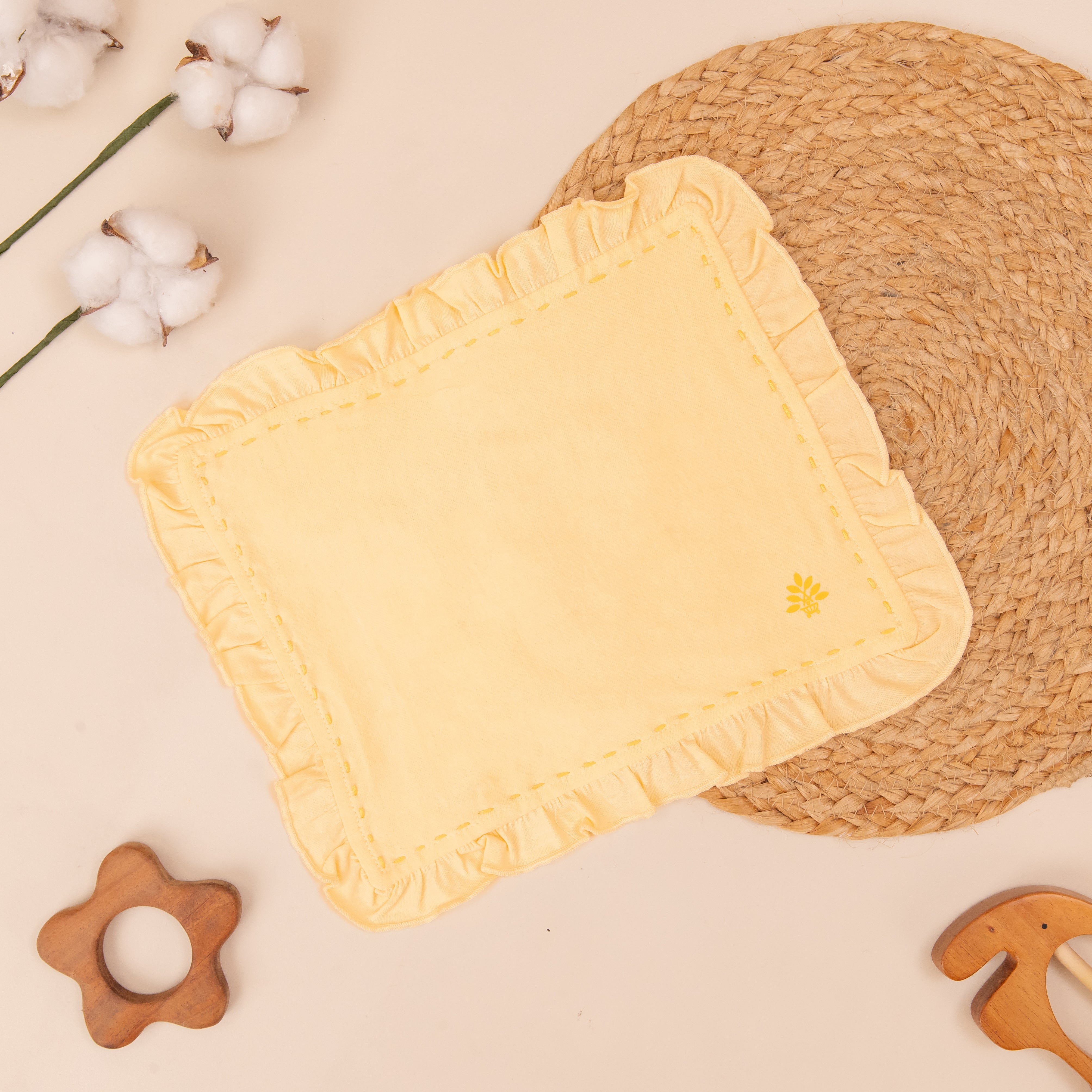 Somya Aakar Pillow Cover 01