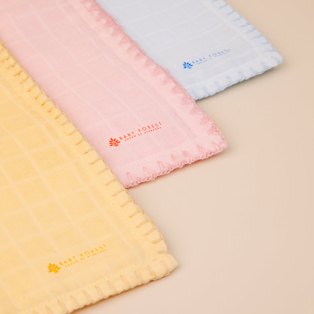 Komal Aavran Baby Swaddle Set